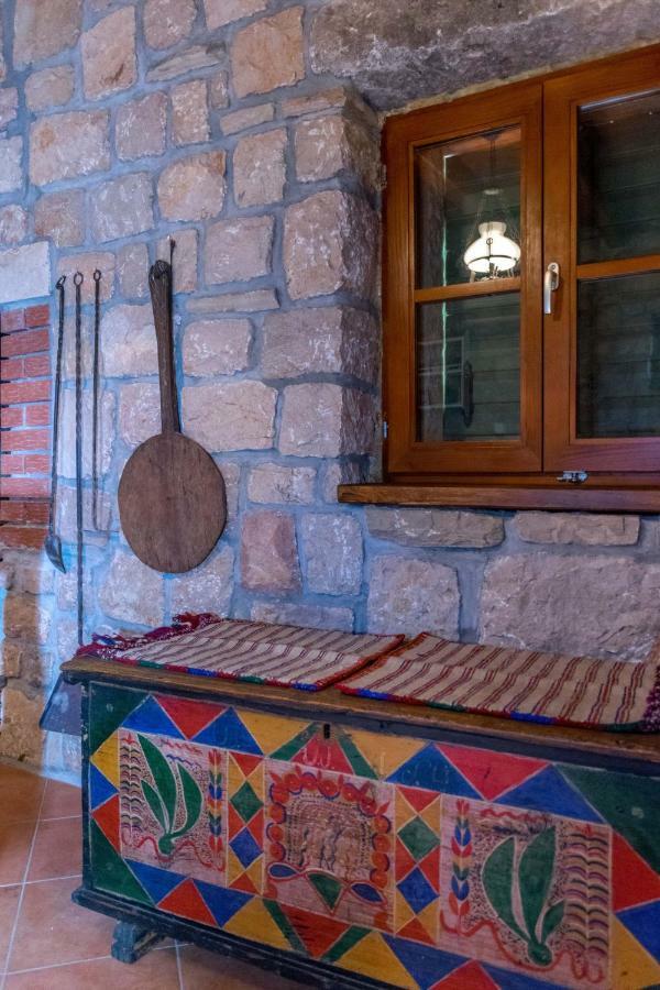 Villa Stone House Knezevic Vinjerac Exterior foto